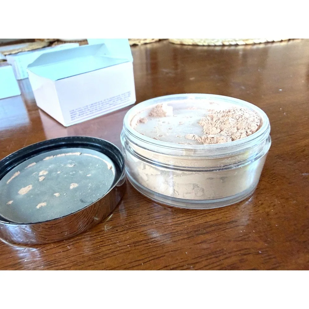 Mary Kay Mineral Powder Foundation Beige 0.5 Matte 0.28oz Open Box Discontinued